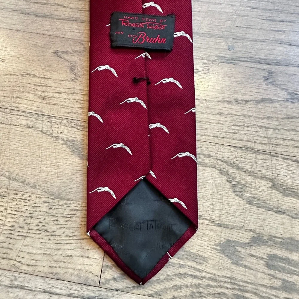 Vintage‎ Robert Talbott Necktie Burgundy Bird Print Silk Blend Tie Mens